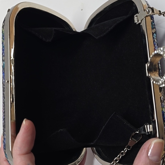 Multicolor Sequin Clutch Bag - Picture 7 of 12